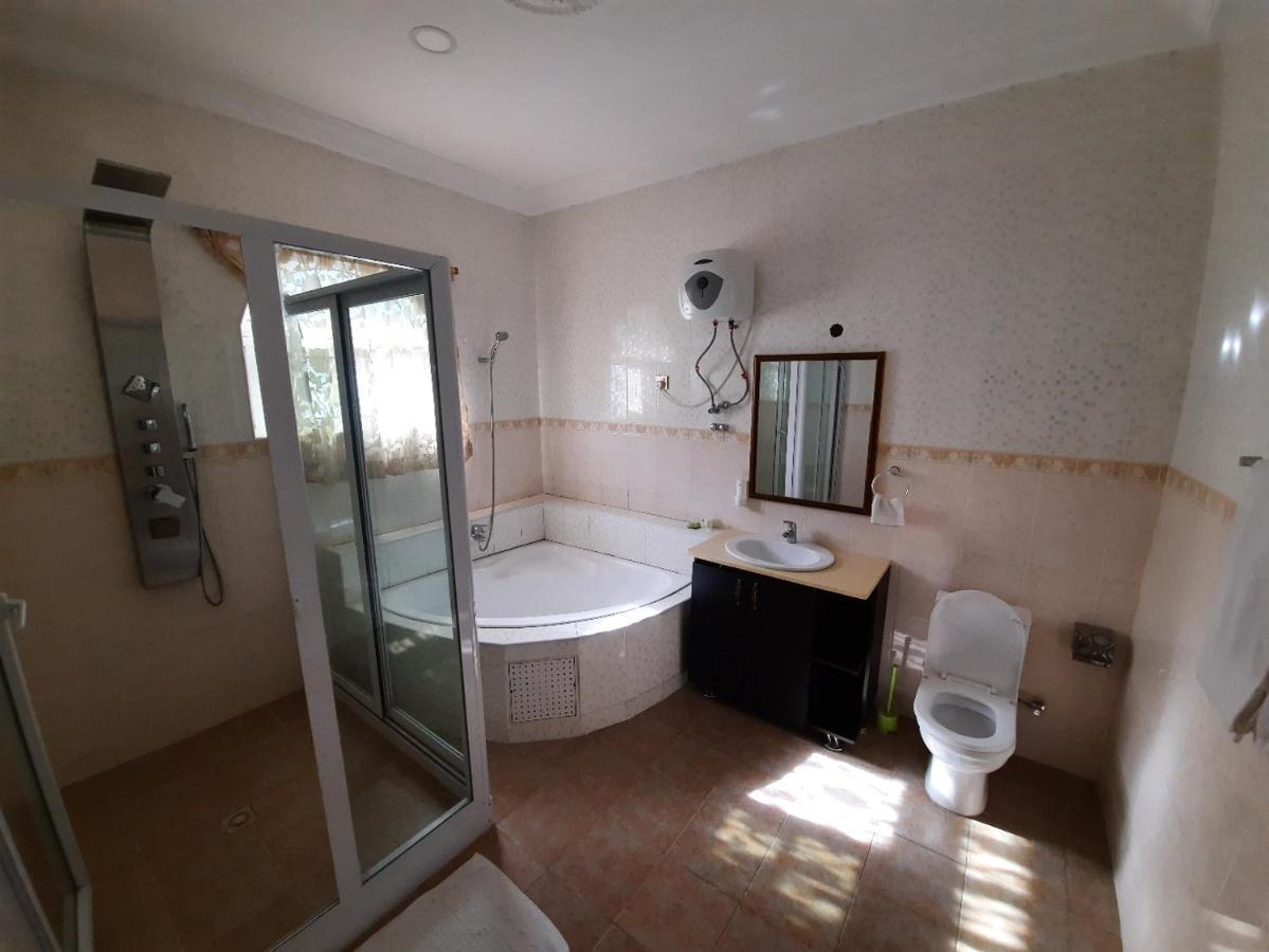 אקרה Afri-Royal Hotel מראה חיצוני תמונה